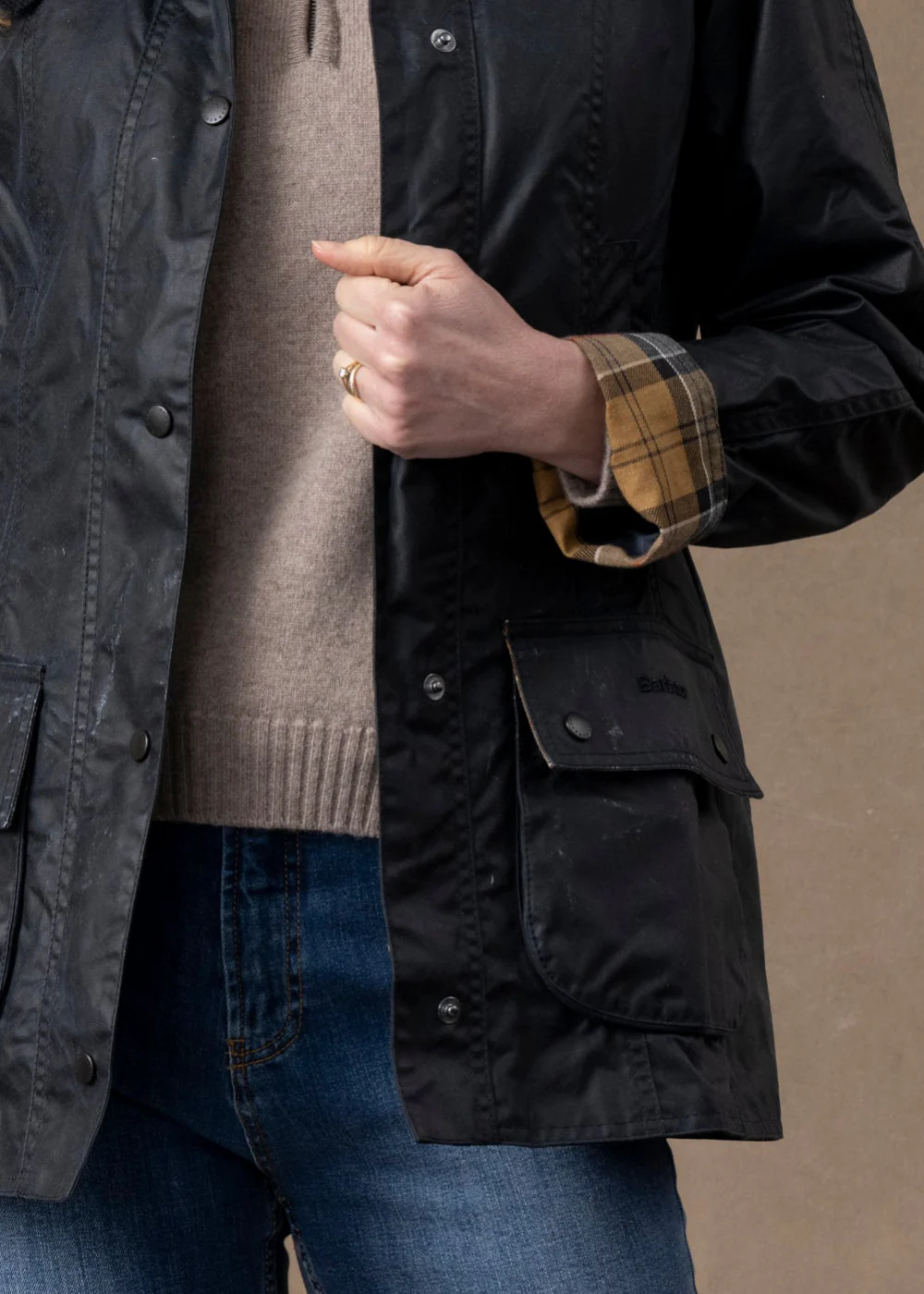 Ladies Beadnell Wax Jacket - Image 6