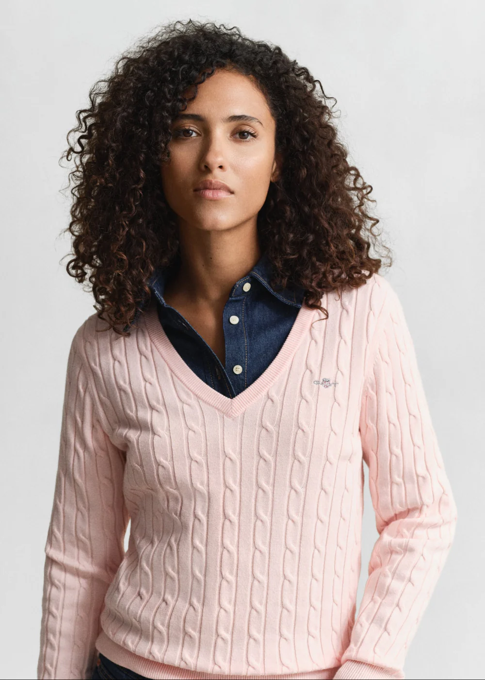 Stretch Cotton Cable V-Neck Knit - Image 3