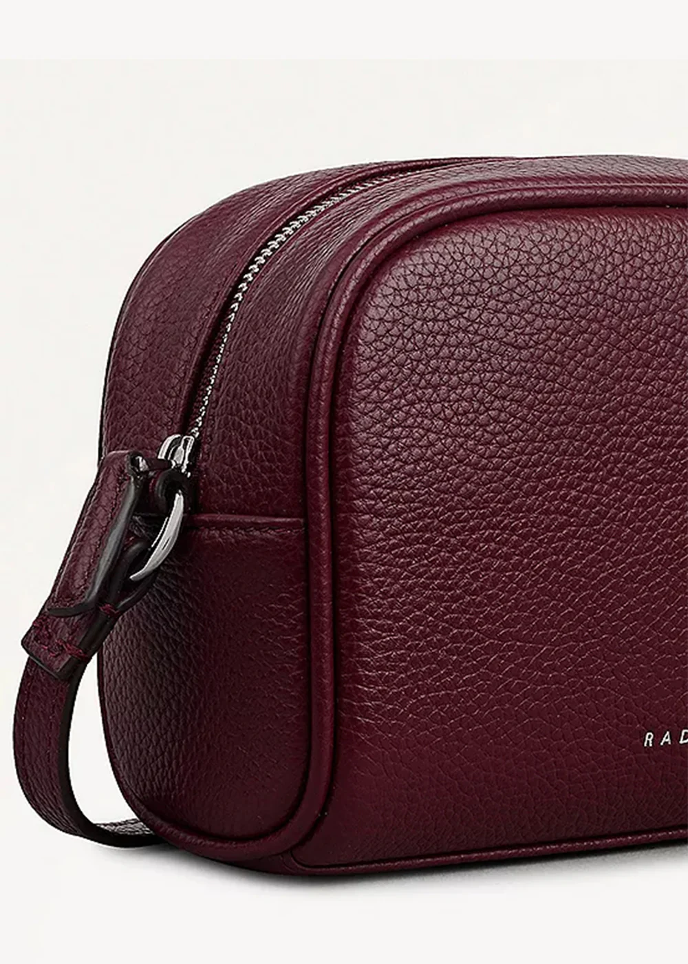 The Daily Small Zip Around Cross Body Bag - Image 4